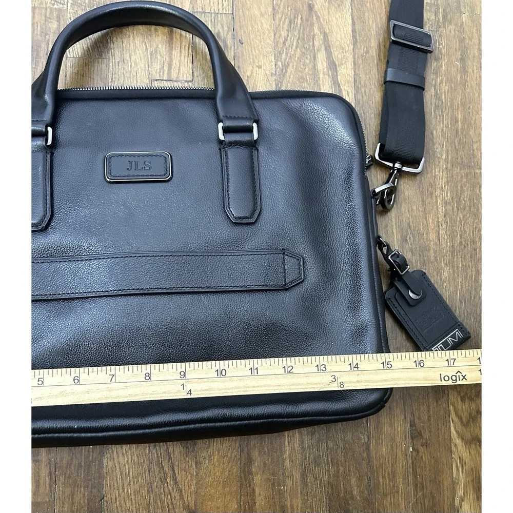 Tumi Harrison Seneca Slim Black Leather 15